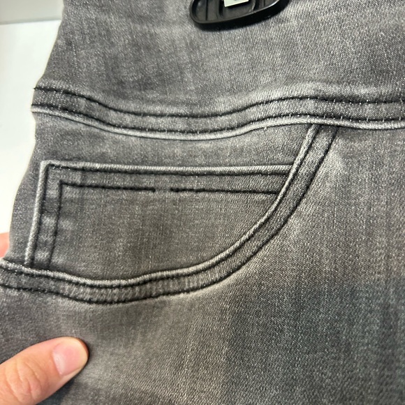 Main Street Exchange - stretch Gray Denim Skirt - Picture 3 of 4